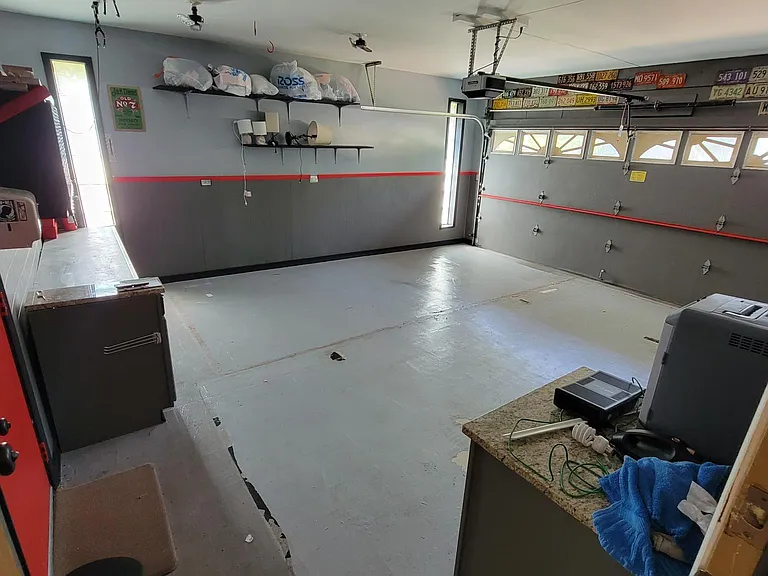 1301 Virginia Dr — Photo 17