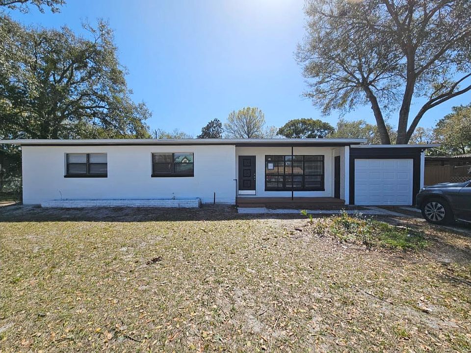 1st image of 619 Sarita St