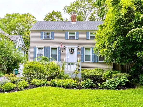 395 Main Street, Northport, NY 11768