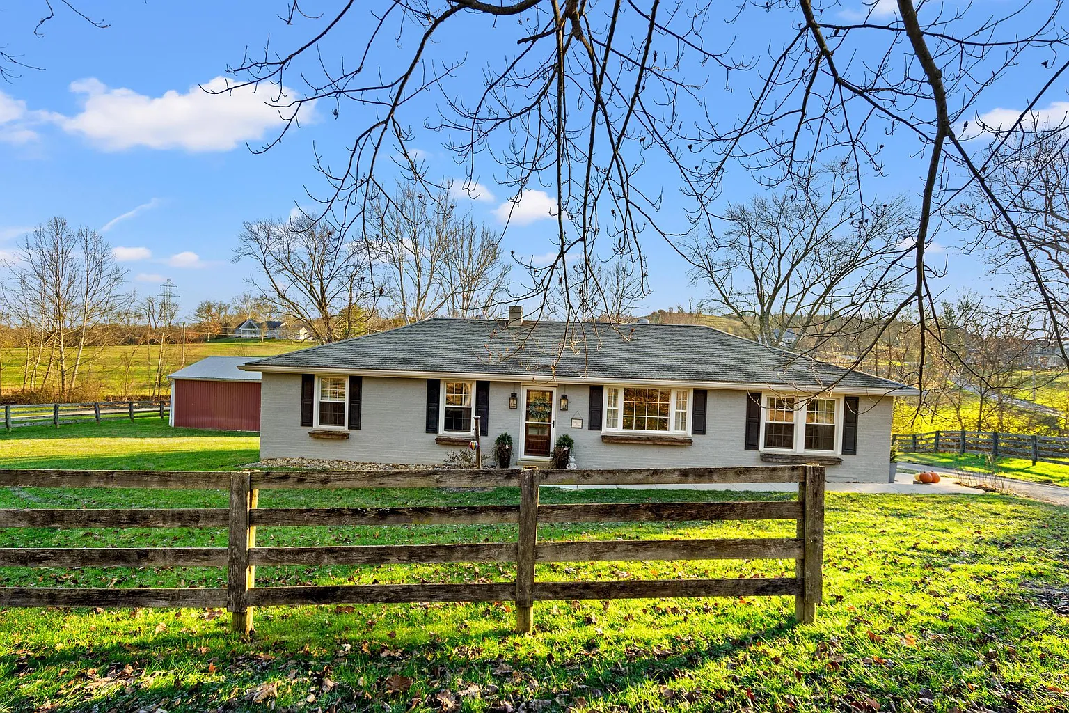 9027 Persimmon Grove Pike photo 1