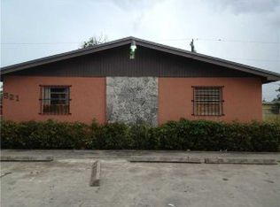 521 NW 15th St #B, Florida City, FL 33034