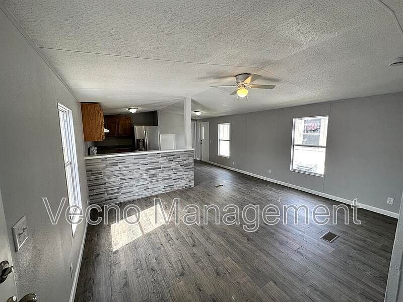 1st image of 13536 Sralla Rd #3