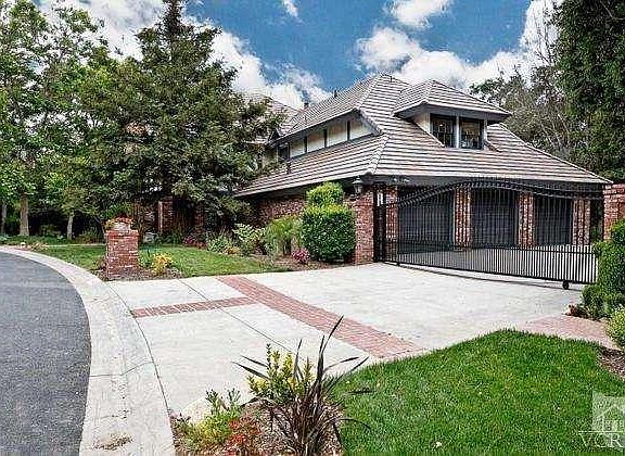 4th image of 3980 W Skelton Canyon Cir