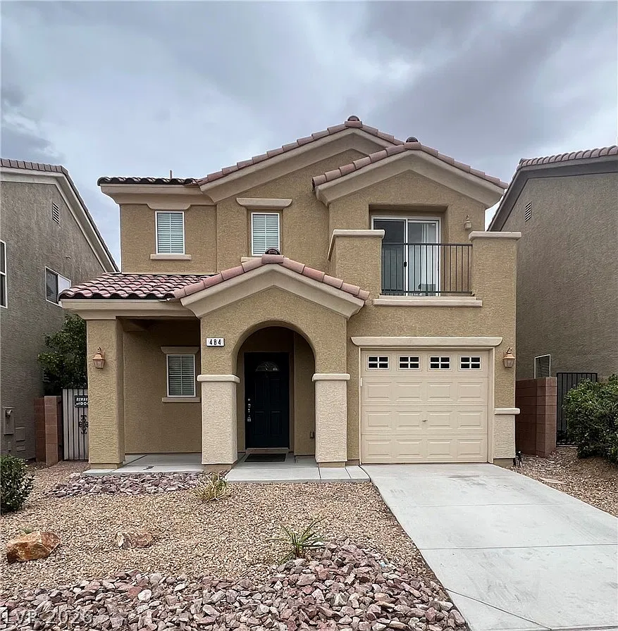 3 bed, 2.5 bath, 1301 sqft, $1,895 — Photo 1