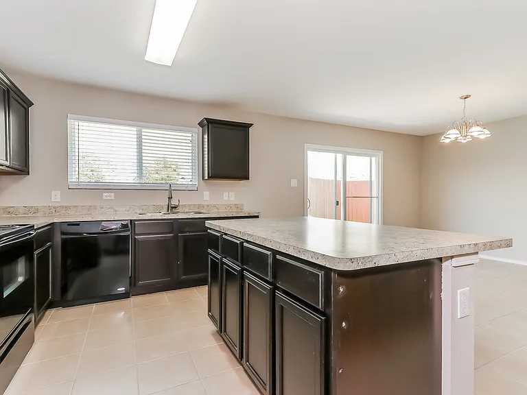 3132 Middleview Rd — Photo 7