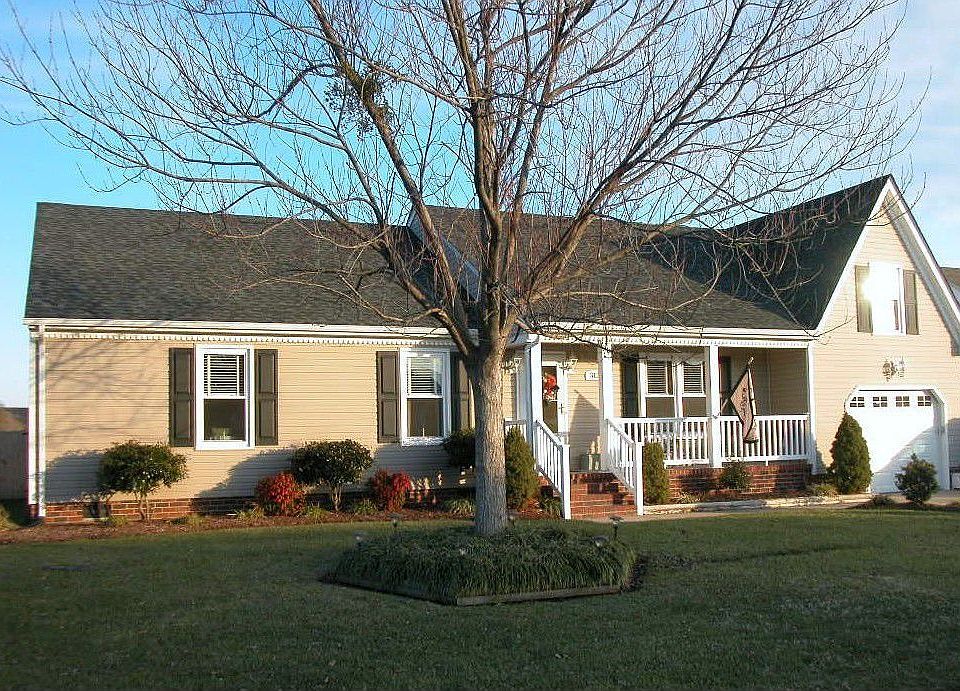 1st image of 313 Ventosa Dr