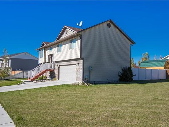 3rd image of 4369 High Desert Dr