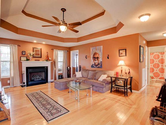 5th image of 1176 Meadow Knoll Ln