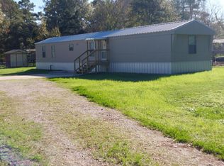 611 Oak Valley Ln, Pinehurst, TX 77362