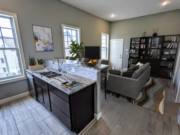 1786 W Willis St #1, Detroit, MI 48208