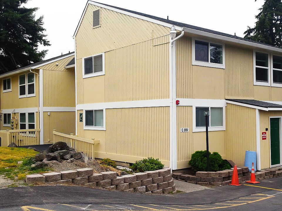 1st image of 2127 12th St APT C209