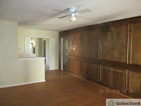 2nd image of 1405 Nantucket Dr