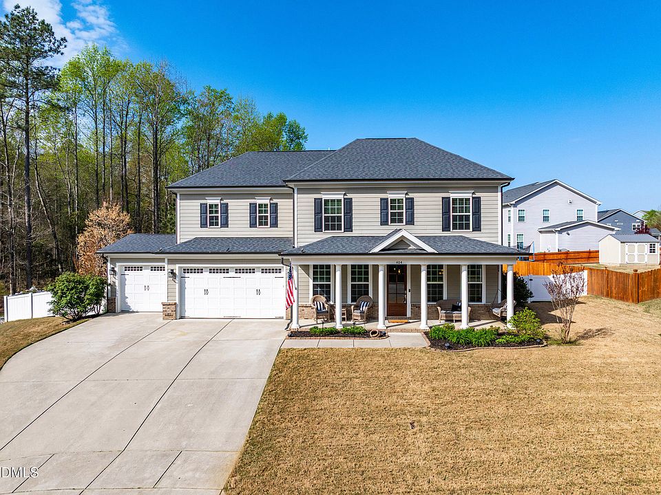1st image of 404 Glenville Lake Dr