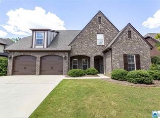 388 Strathaven Dr, Pelham, AL 35124