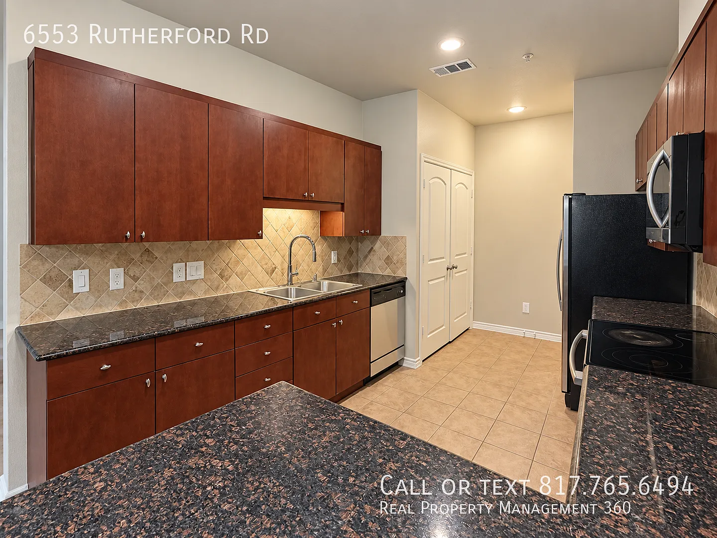 3 bed, 2.0 bath, 1831 sqft, $2,400 — Photo 4