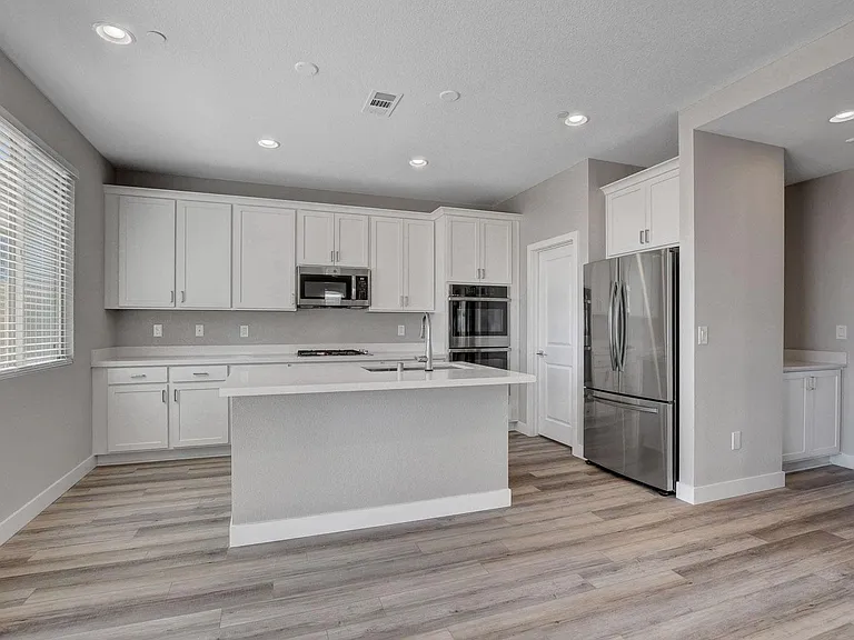 8830 Trotternish Ridge Dr — Photo 16