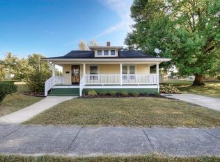 808 N Boone St, Johnson City, TN 37604