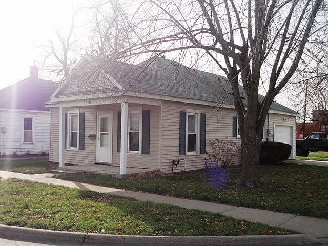 1st image of 701 S 2nd St