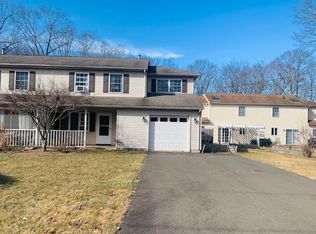 107 Masthay Cir, Southington, CT 06489