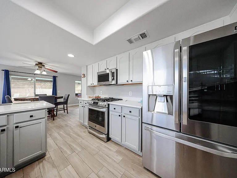 3902 E Rosemonte Dr — Photo 17