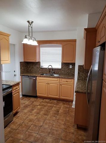 1st image of 837 Lorca St