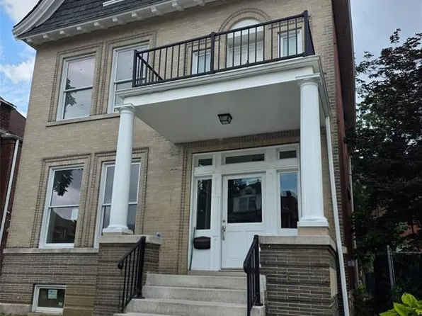 2932 University St, Saint Louis, MO 63107
