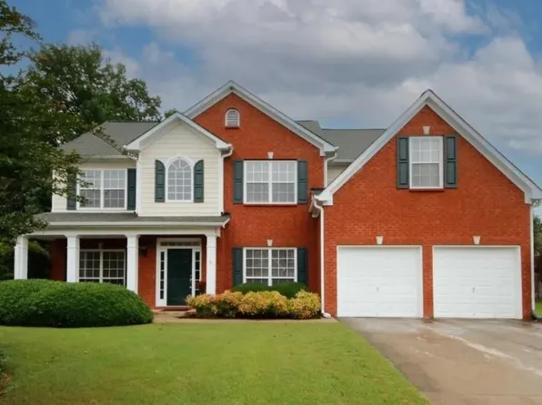 482 Leggett Oaks Ln, Lawrenceville, GA 30043