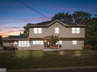 2 Sunset Dr, Howell, NJ 07731