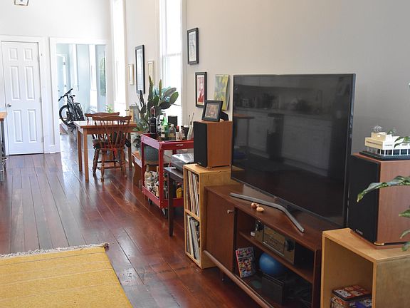 5th image of 1131 N Dorgenois St