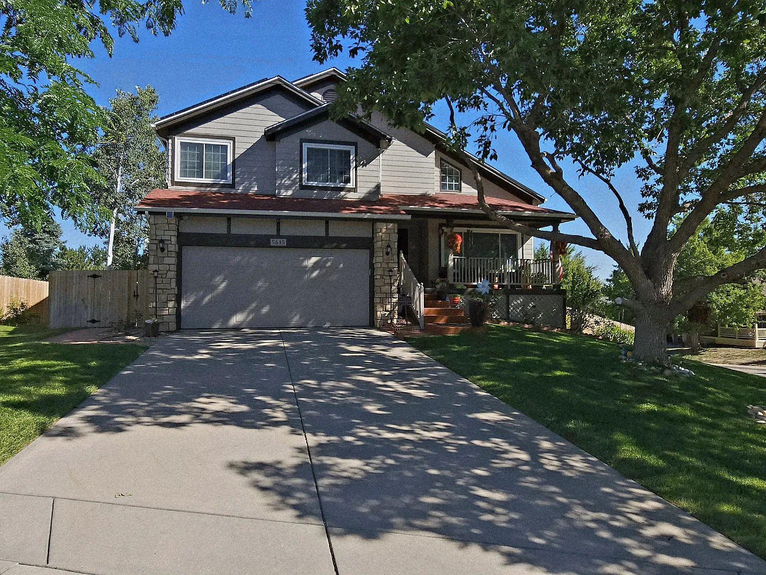 6 bed, 3.5 bath, 2875 sqft, $3,300 — Photo 2