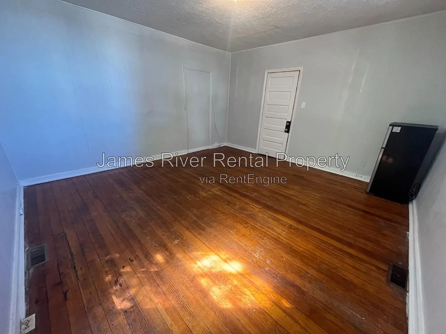 1 bed, 200 sqft, $400 — Photo 2