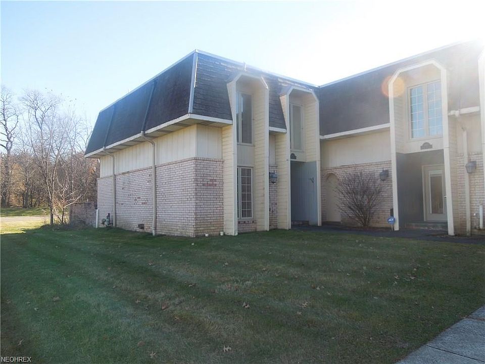 1st image of 3916 Sawbridge Dr Unit 12