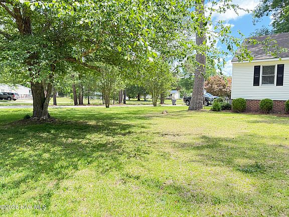 5th image of 209 Oak Forest Dr NW