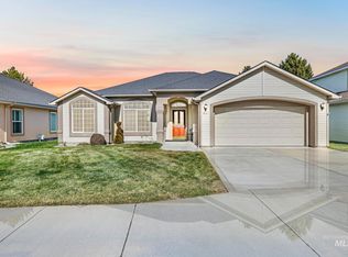 851 Canyon Park Ave, Twin Falls, ID 83301