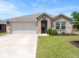 405 Rusted Rail Dr, Royse City, TX 75189