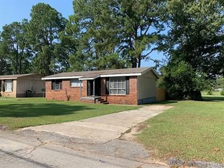 615 Cedarwood Dr — Photo 33