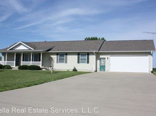 791 240th Pl, Pella, IA 50219