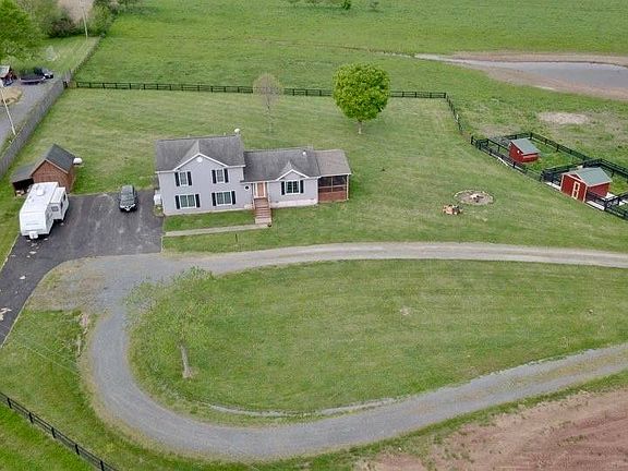 5th image of 23240 Cedar Mountain Dr