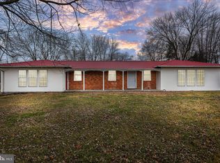 130 White Oak Rd, White Post, VA 22663