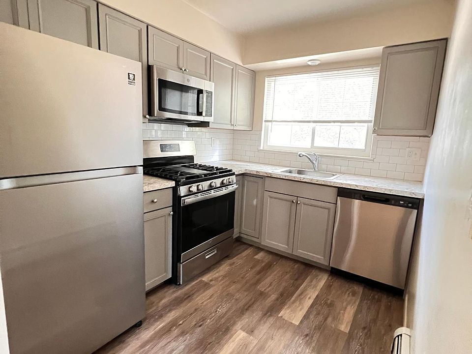 1st image of 80 Hunt Ave #6B