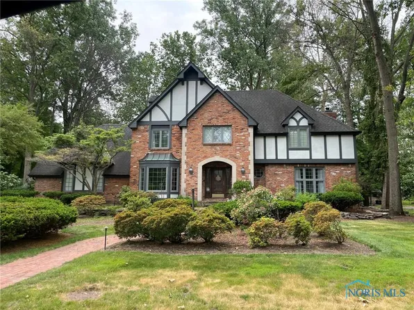4935 Cartagena Dr, Toledo, OH 43623