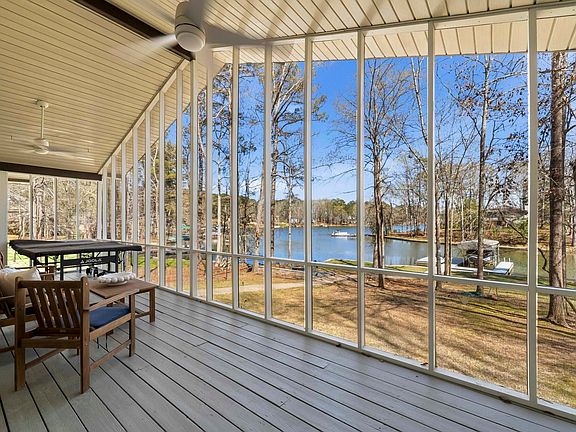 5th image of 268 W River Bend Dr