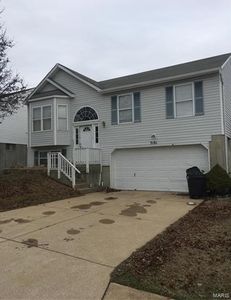3181 Five Oaks Dr, Arnold, MO, 63010