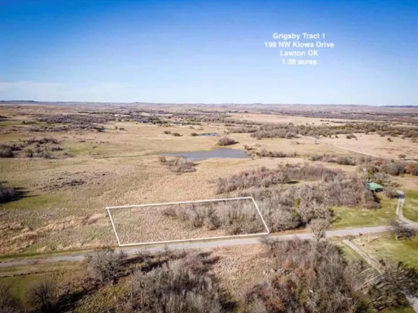 198 NW Kiowa Dr, Lawton, OK 73507