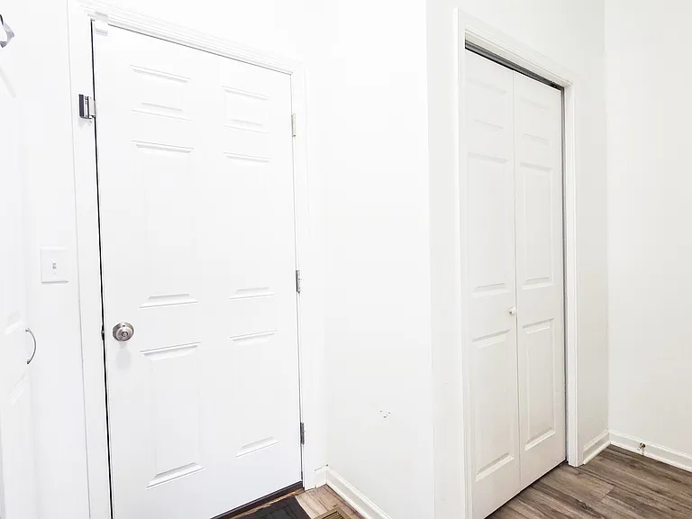 1624 Haralson Dr — Photo 8