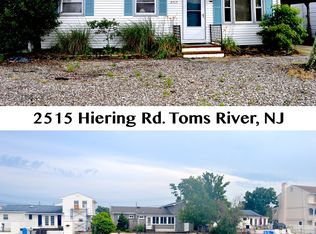 2515 Hiering Rd, Toms River, NJ 08753