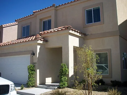 863 Park Walk Ave Photo 1