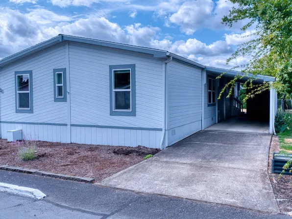 301 E Columbia Dr Unit 61, Newberg, OR 97132
