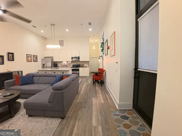 522 Cherry St Unit 101, Macon, GA 31201
