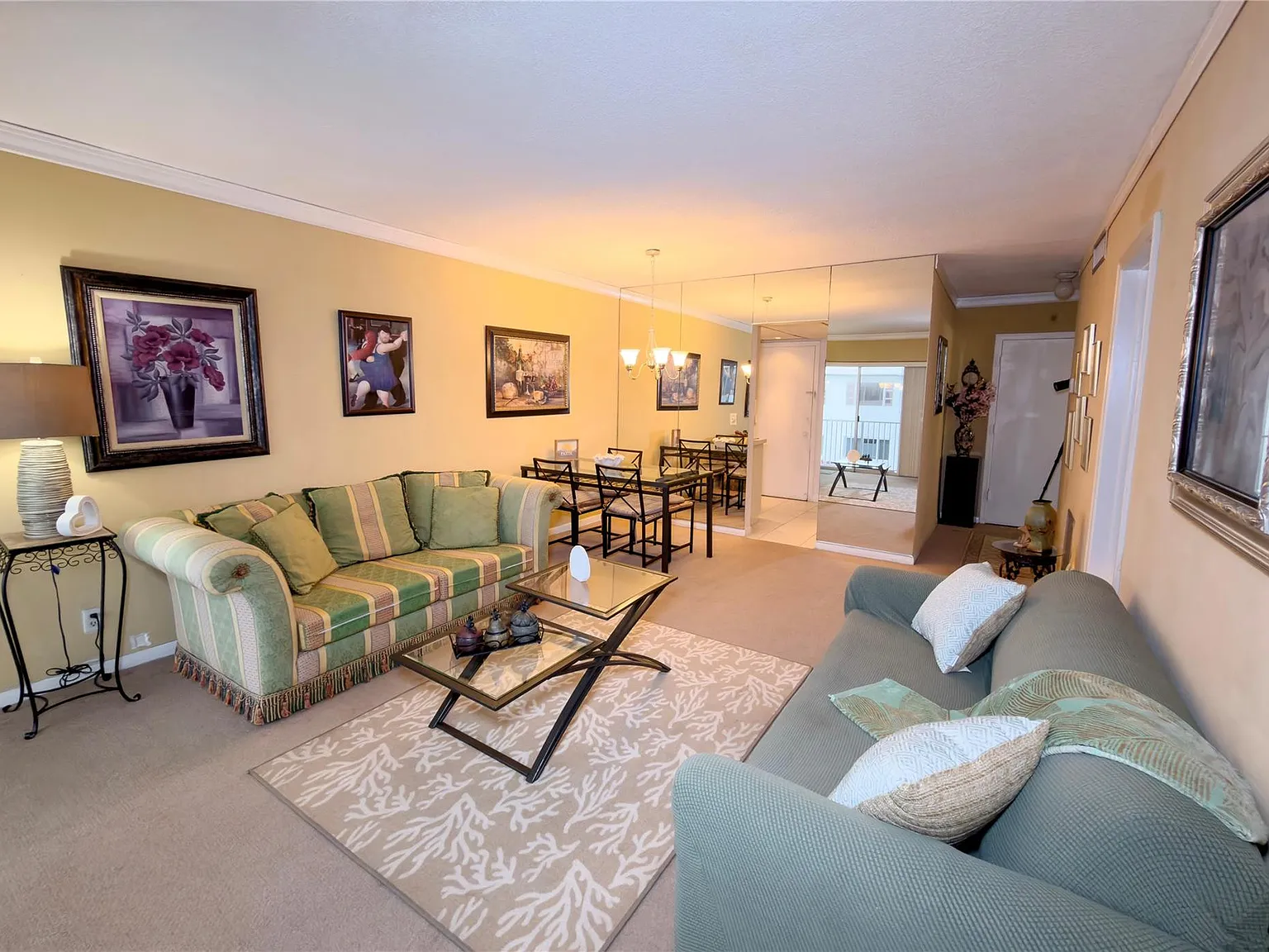 2 bed, 1.5 bath, 756 sqft, $1,680 — Photo 4